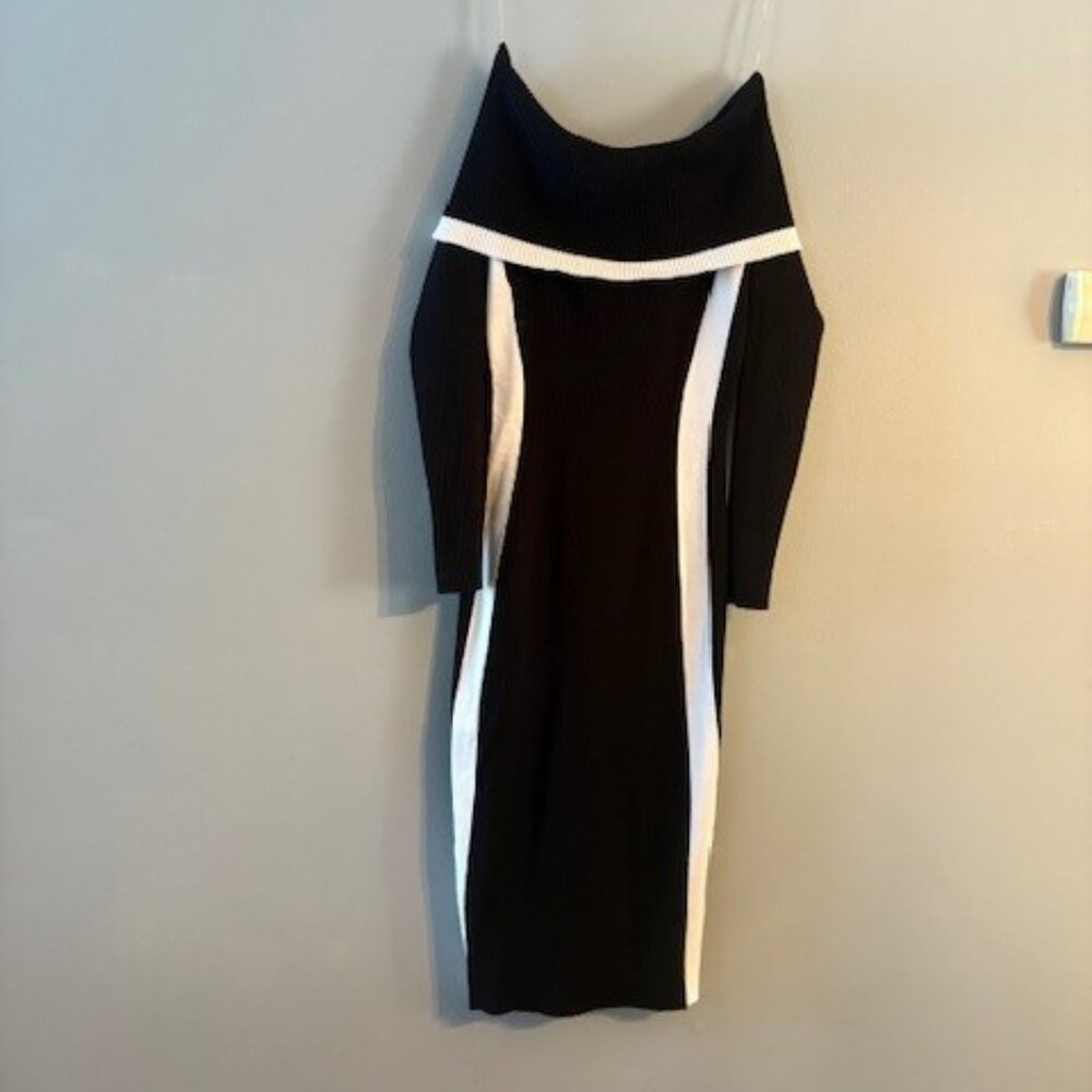 🌻3 for $15🌻 Madden Girl Black and White Off Shoulder Sweater Dress